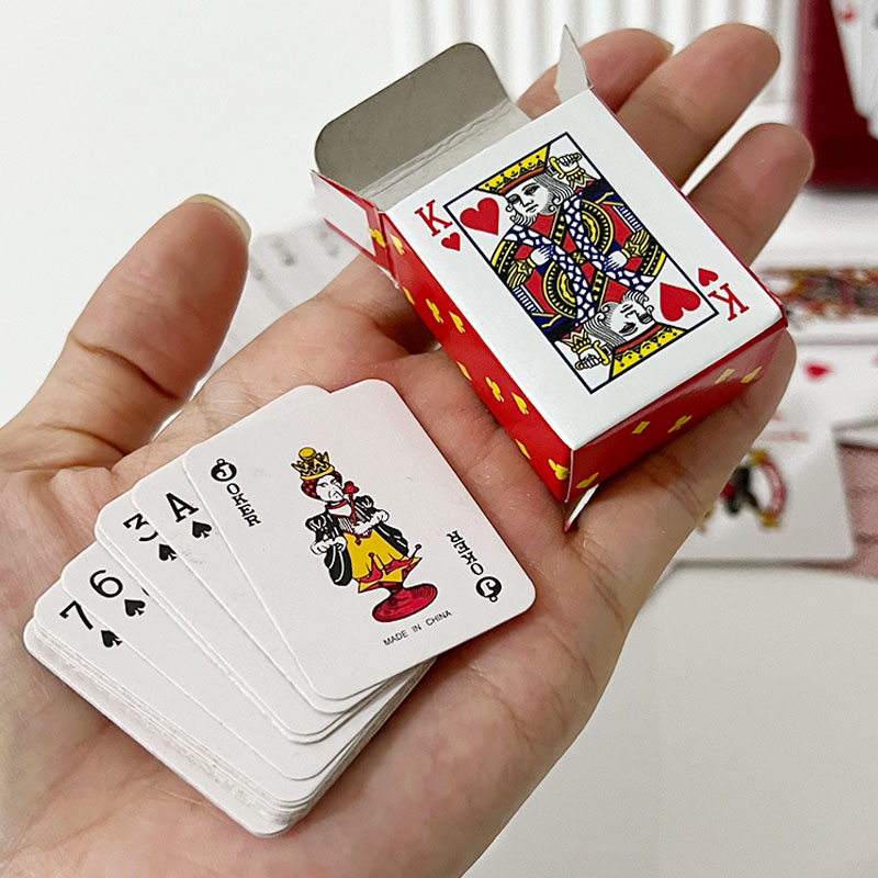Party Games Juegos De Mesa - Mini Poker Karty do gry Śliczne